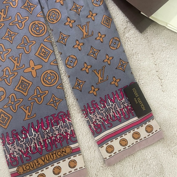 Louis Vuitton Monograma Bandeau - Picture 3 of 5